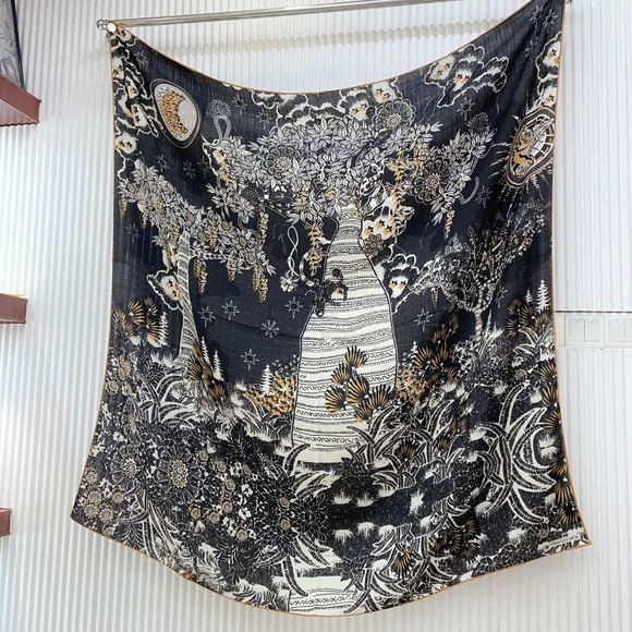 Dior Forest Night Scarf 140*140 Black - Picture 1 of 8